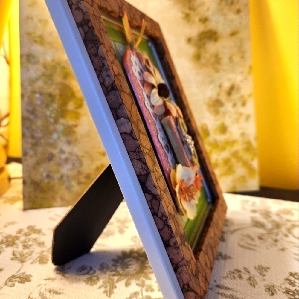 Handcrafted 3D Initials (Letter "C")Framed Design... Wall hang or stand display. - Picture 4 of 6